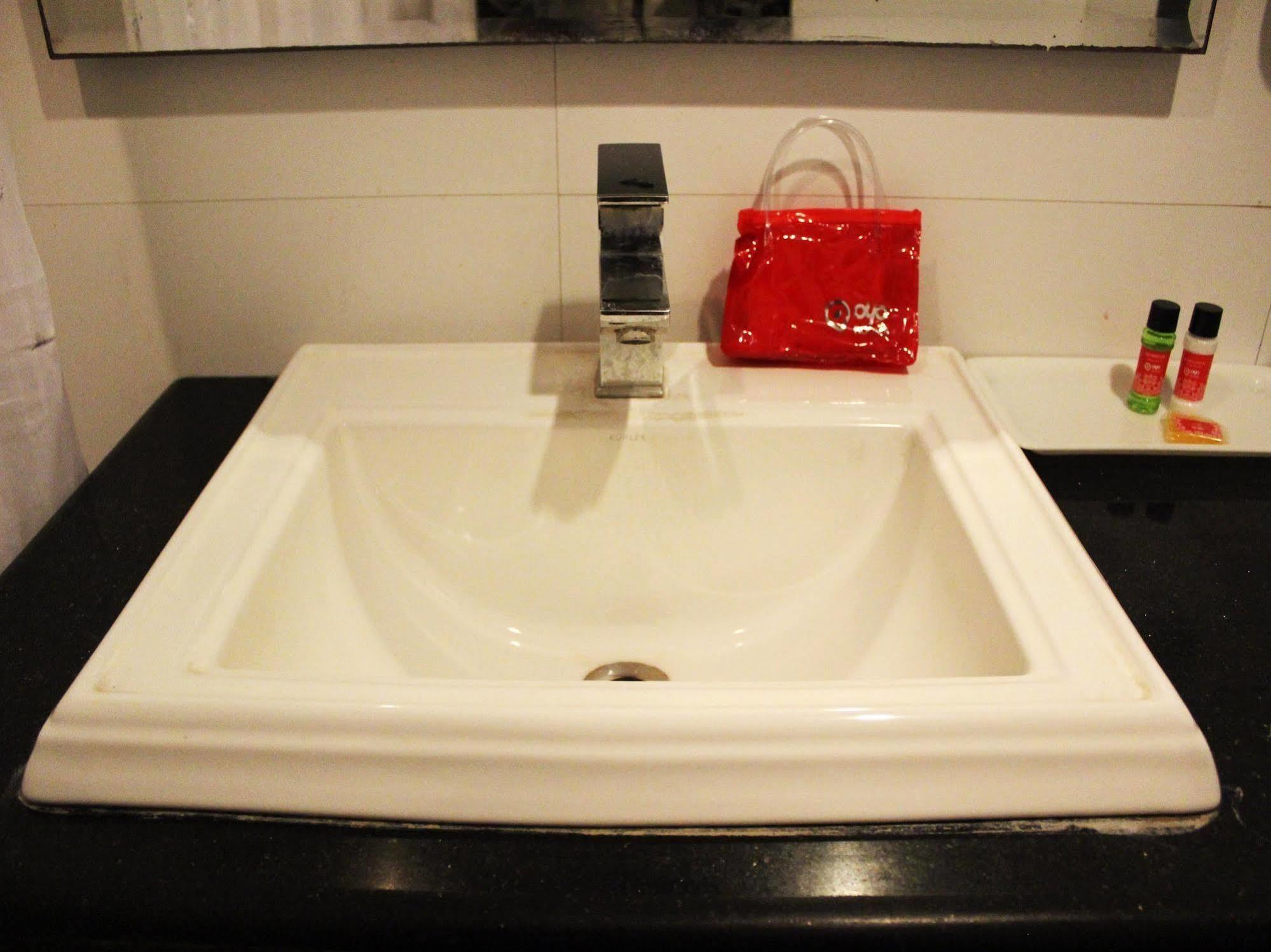 Hotel Siam International Delhi  Luaran gambar
